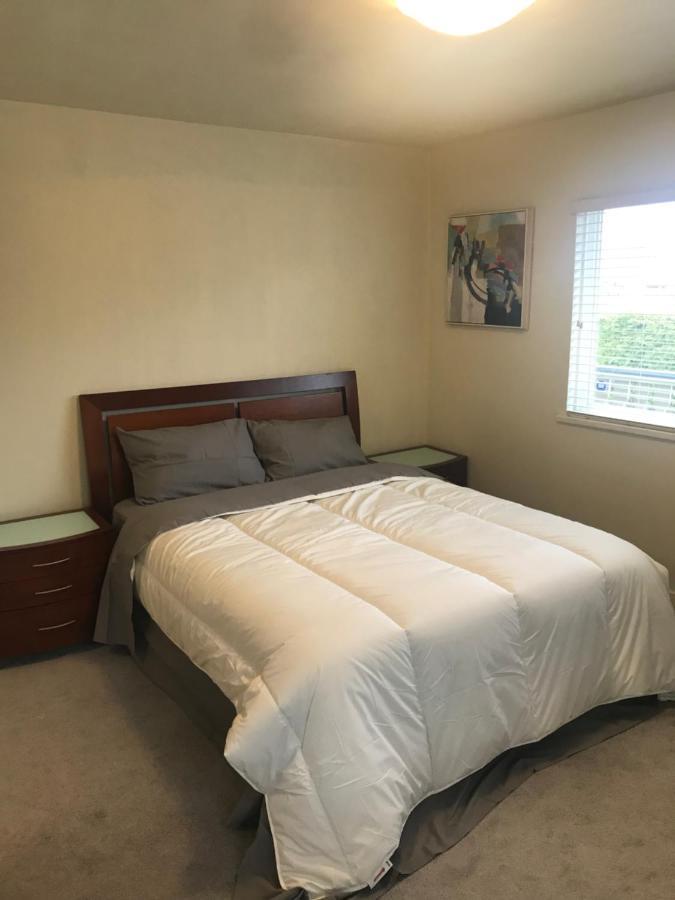 Spacious And Bright Large Suite With Separate Bathroom Ричмонд Екстер'єр фото